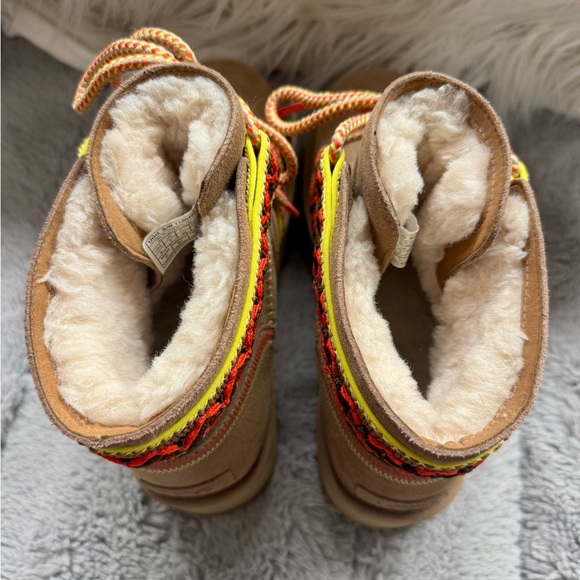 Ugg’s ❤️ - Picture 6 of 8